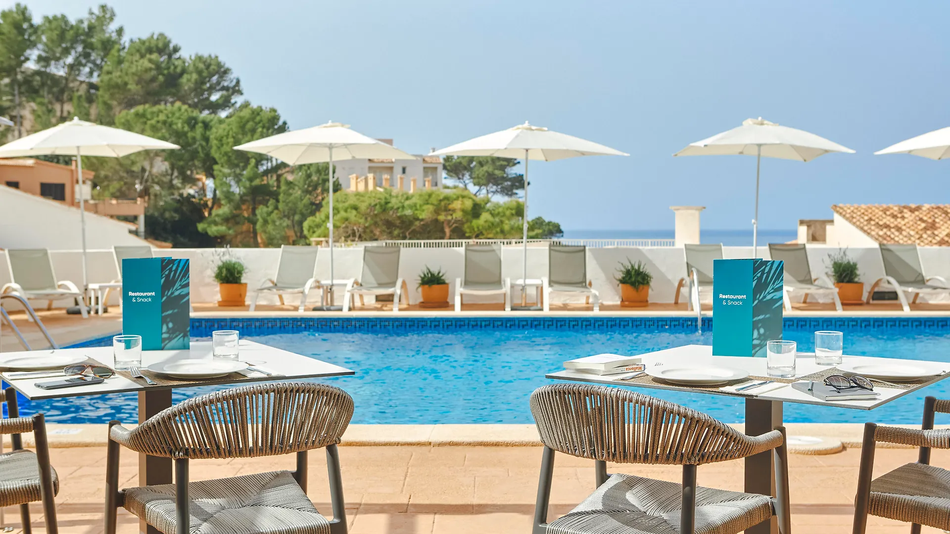 Universal Aparthotel Don Camilo Sant Elm