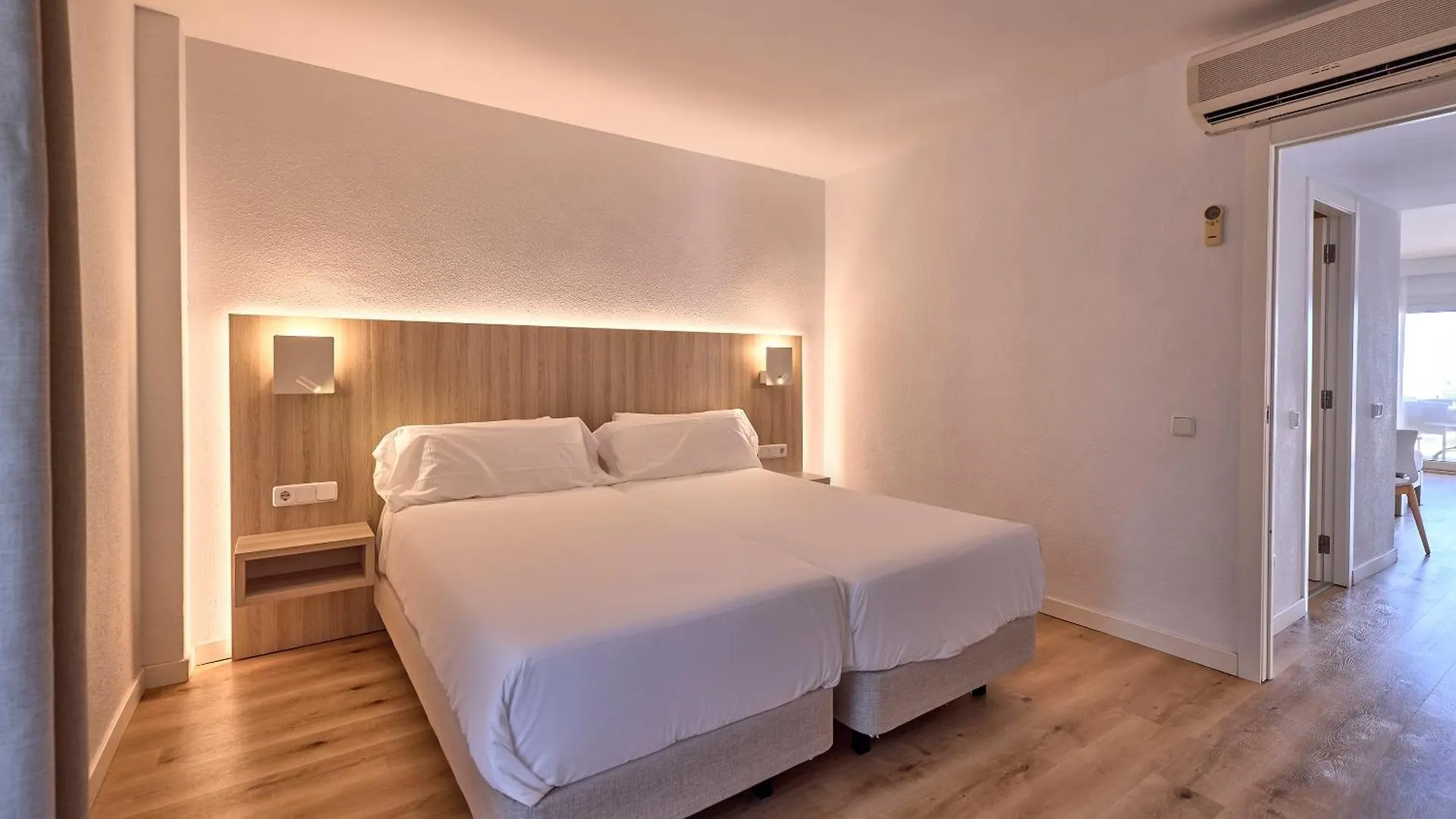 Universal Aparthotel Don Camilo Sant Elm
