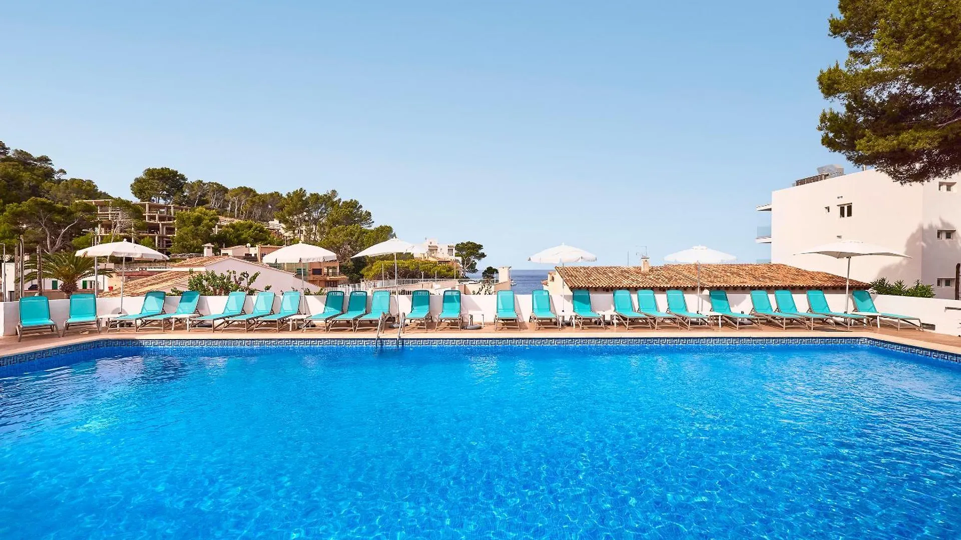 Universal Aparthotel Don Camilo Sant Elm