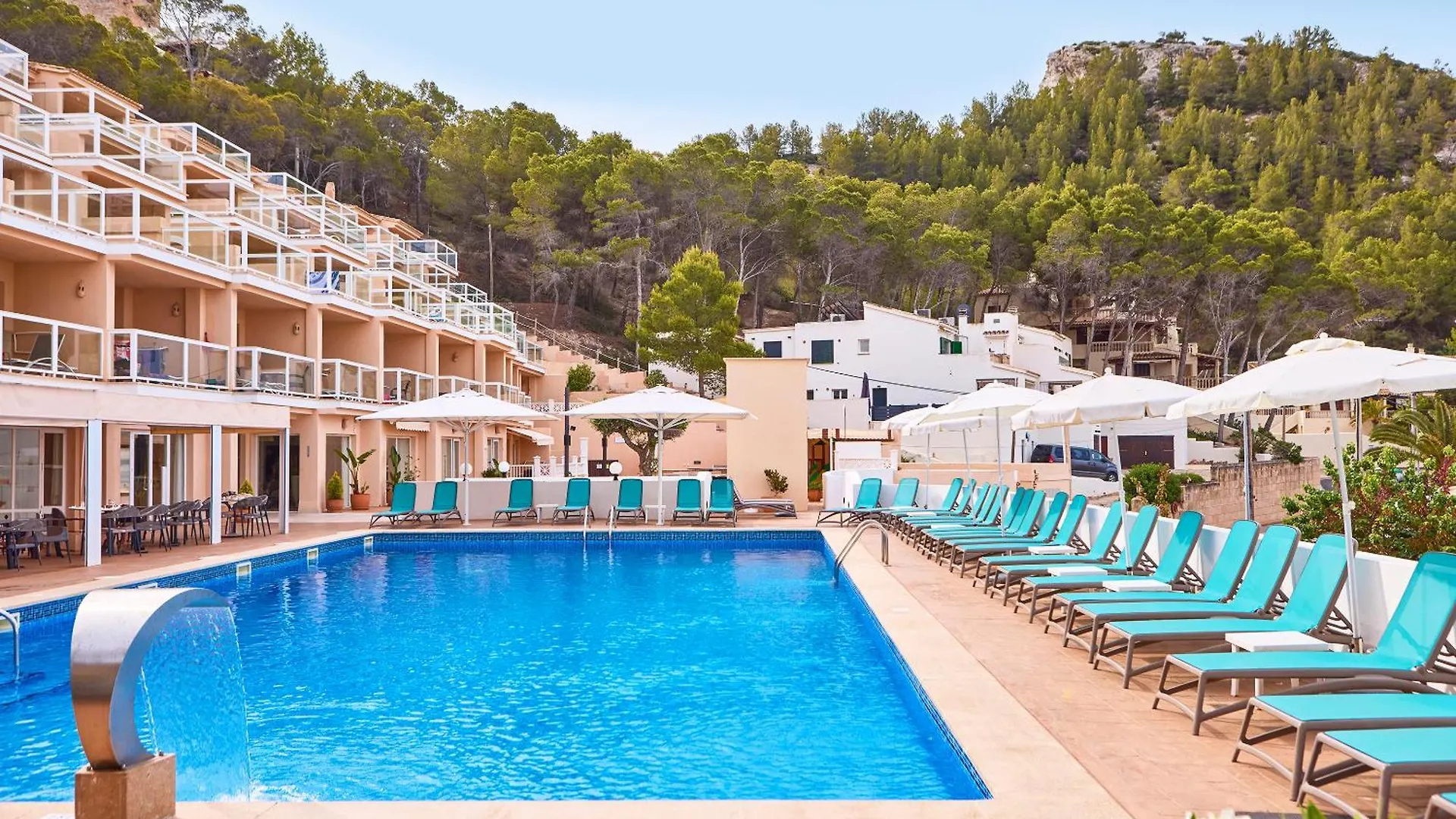 Universal Aparthotel Don Camilo Sant Elm Spain