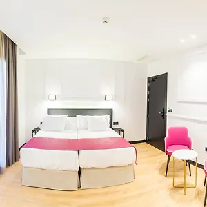 *** Hotel Boutique Puerta De Granadas Spain