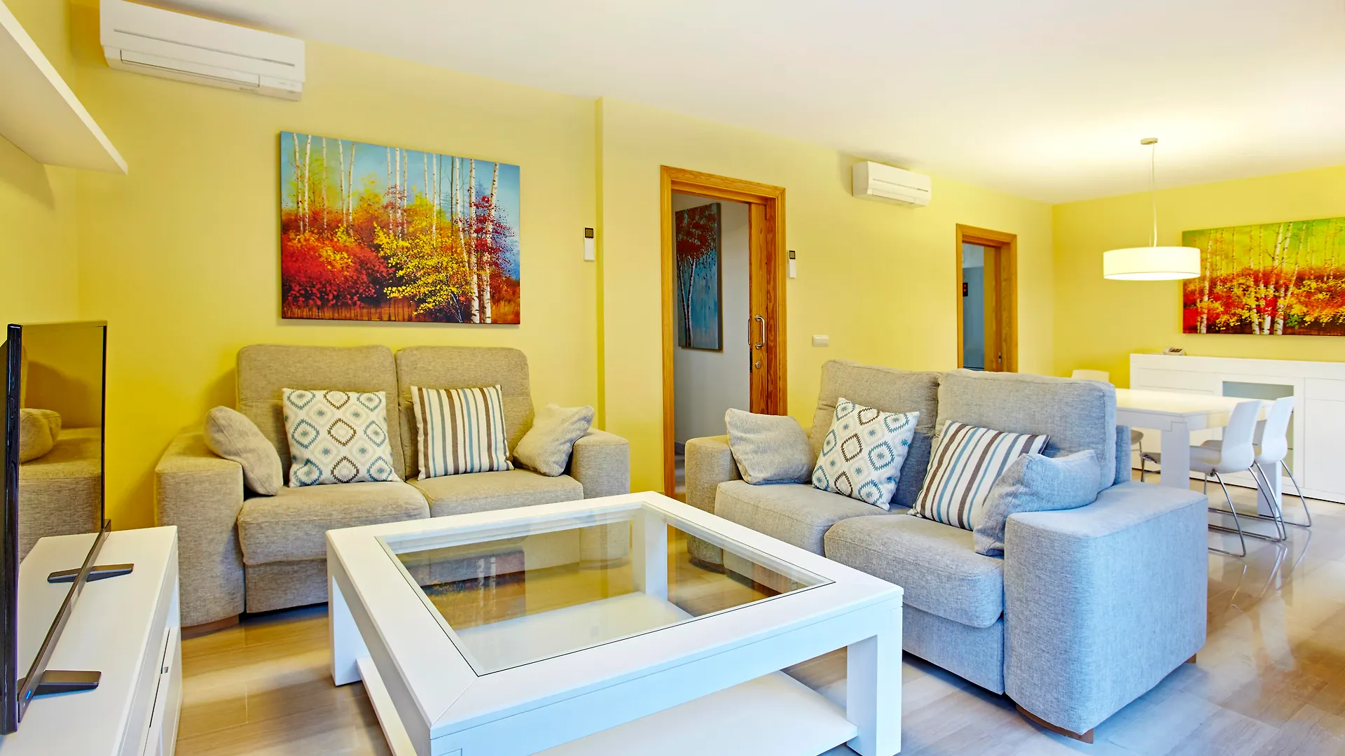 Universal Aparthotel Don Camilo Sant Elm
