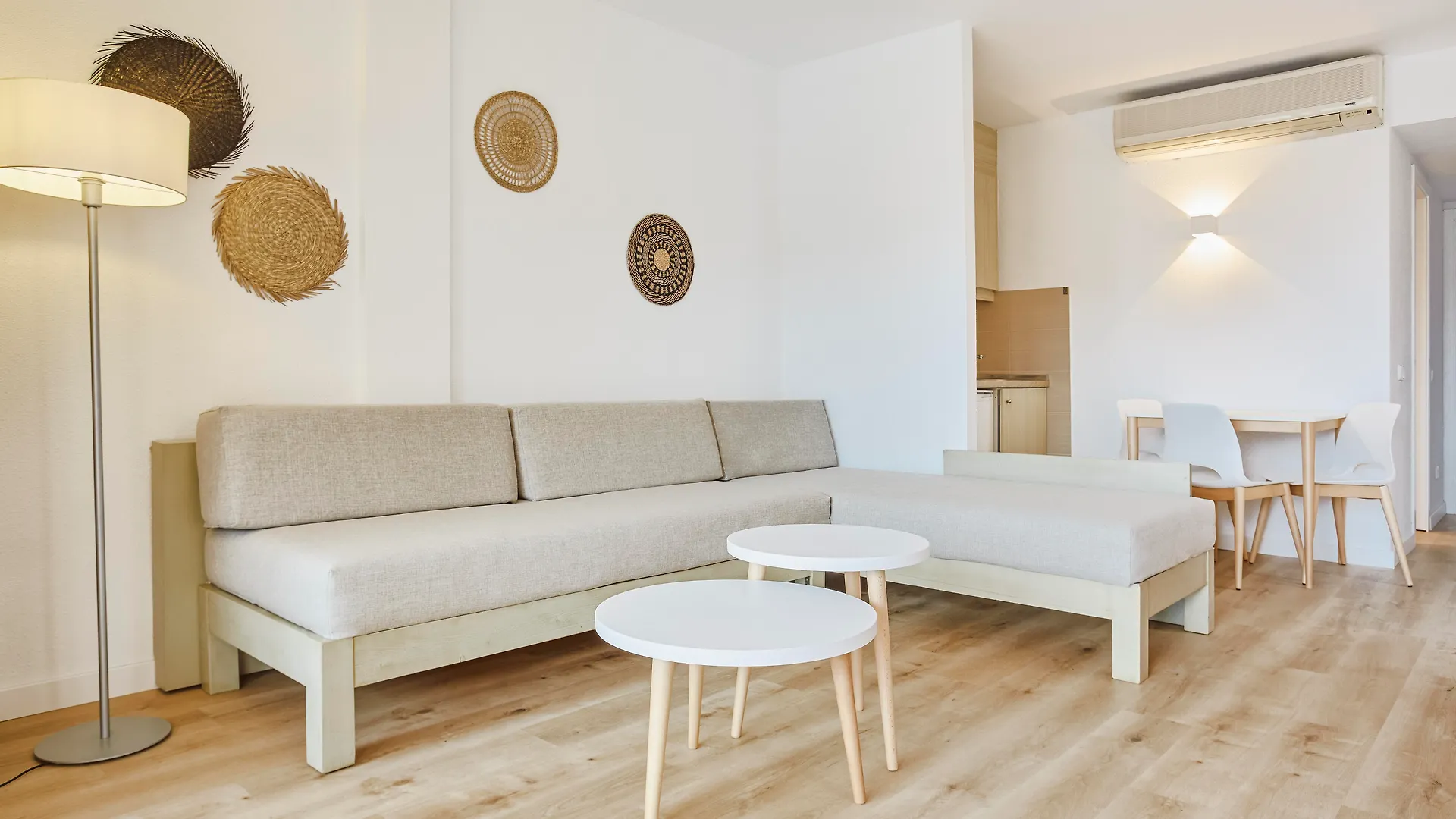 Universal Aparthotel Don Camilo Sant Elm