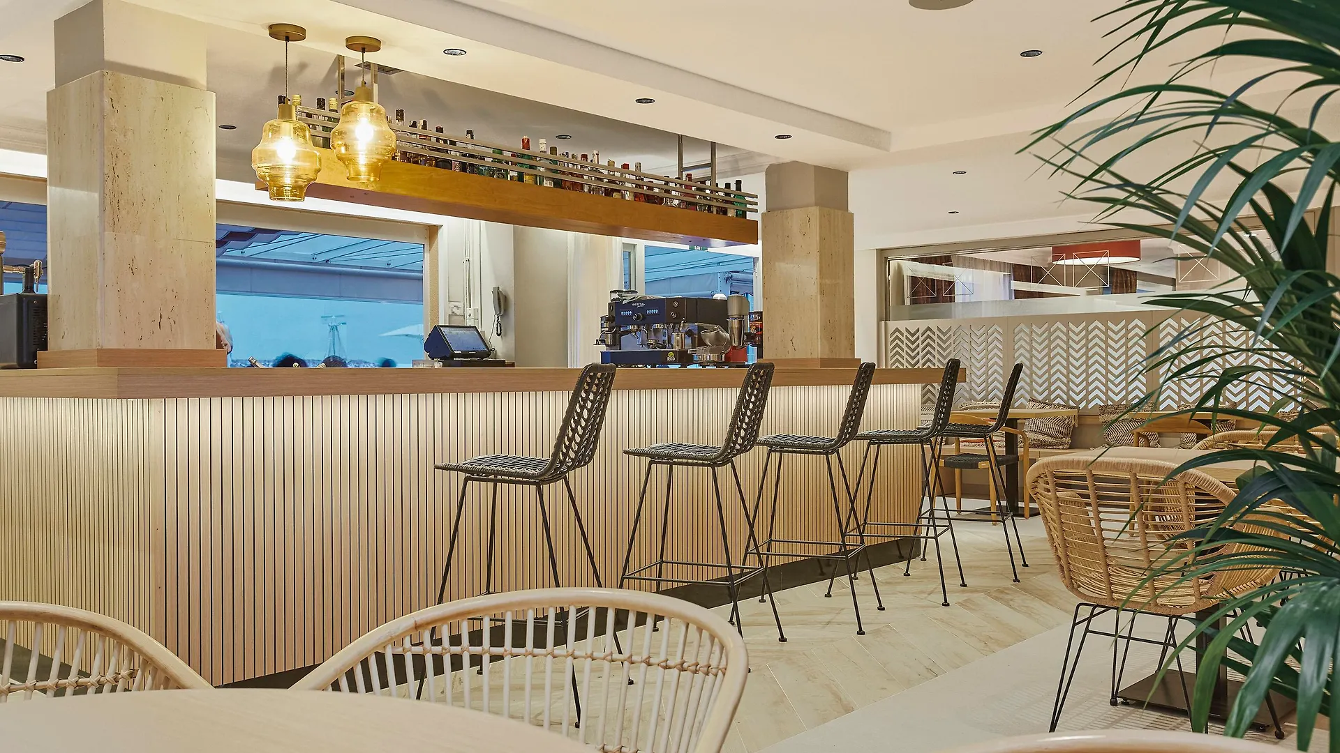 Universal Aparthotel Don Camilo Sant Elm Spain